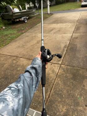 Abu Garcia 01212bk Vengeance 7 Ft Medium Heavy Fishing Rod And Reel Combo Silver Black