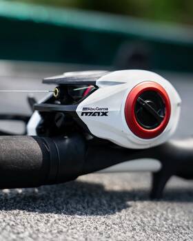 Maxprodc701mh Abu Garcia Max Pro 7ft Medium Heavy Baitcast Combo 7.1 1 5 White