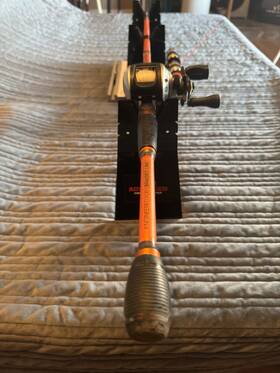 Berkley Bcshk70mh Shock 7ft Mh Fast Baitcast Combo 6.4 1 Rh Pre-spooled Braided