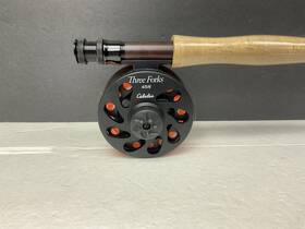 805-2 Cabelas Cabela S Wind River 8 Rod With Three Forks Reel And Case