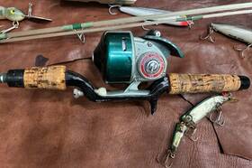 3554 Heddon Convertible 180 6ft Spincast Rod And Reel Combo 2pc Fiberglass Cork