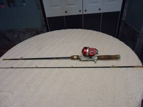 535.31110 Jc Higgins Vintage Fishing Reel Combo 6ft 2 Pc Rod