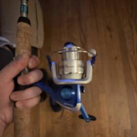Gt-l2156a Shakespeare Spinning Combo 6 Ft Medium Rod And Reel 6-12 Lb Blue/silver