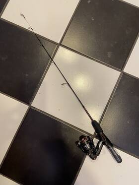 Usgxice30mh Shakespeare Ugly Stik Gx2 30 Inch Ice Fishing Rod And Reel No Signs Of Use