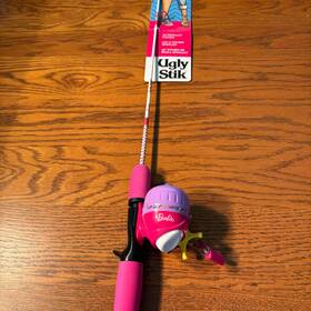 Ugly Stik 043388468482 New Barbie Youth Kids 8 36 Inch Spincast Combo Fiberglass Tip 6 Lb. Line