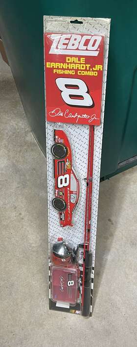 Zebco 032784559207 Dale Earnhardt Jr. Fishing Combo -rod And Reel Tackle Box Nascar 2004