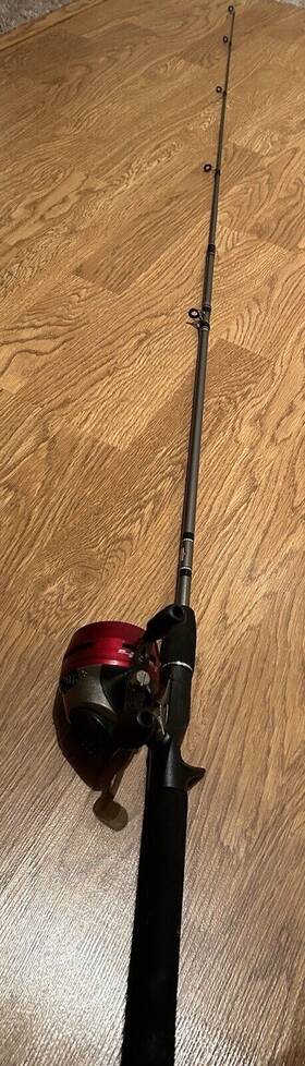 1545562m Zebco 404 Spincast Reel And 2-piece Fishing Rod Combo Durable Fiberglass
