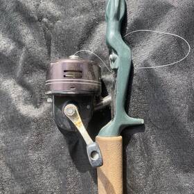 9300c Zebco Vintage Centennial No. 4020 Fishing Rod And Daiwa Reel