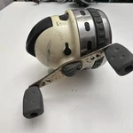Berkley Fusion Big Spincast Fishing Reel Excellent Condition. Fixed Price $32.30.