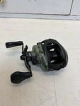 Lew's American Hero Camo Speed Spool Mcs 7.1:1 Baitcast Reel AHC1SL Left-hand. Fixed Price $60.00.