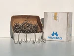 50 Pcs 4/0 Mustad 3553 Treble Lot Fishing Hooks. Fixed Price $40.00.