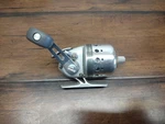 Vintage Daiwa Silvercast Minicast Spincasting Reel MC40 Right Or Left Handed. Fixed Price $24.95.