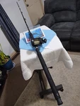 Trolling Fishing Rod South Bend 6'MED 20-40LB And Reel Quantum. Fixed Price $98.00.