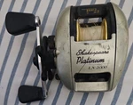 Shakespeare Platinum Lx 2000 Bait Cast++ Reel Ball Bearings Works Fine Used.. Fixed Price $7.99.