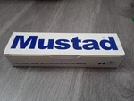 1000 Pcs Mustad Fishing Nickel Hooks #8 Carp. Fixed Price $34.00.