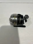 Shakespeare Synergy USC10 Spincast Fishing Reel. Fixed Price $11.99.