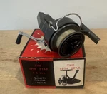 Vintage The Spin Star Fishing Reel No. S-110 Quality Tackle Japan Boxed. Fixed Price $21.00.
