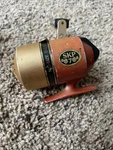 Vintage Shakespeare SKP-7SPIN-CAST Fishing Reel. Fixed Price $10.00.