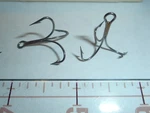 50 Mustad #2 Offset Spinner Treble Hooks Bright Limerick 4EX Fine Wire 36171. Fixed Price $11.99.