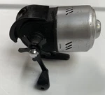 Shakespeare 7054 Dj Fishing Reel Spincast Vintage Usa. Fixed Price $29.95.
