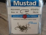 25 Mustad Signature Fish Hooks R50-94840 Size 18 Dry Fly. Fixed Price $10.76.