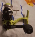 Zebco Splash Green Spinning Reel - Used. Fixed Price $8.00.