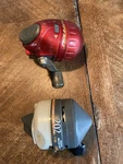 Lot Of Fishing Reels. Shakespere, Zebco 202. Both Working Condition.. Fixed Price $15.29.