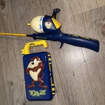 Vintage 2000 Kids Fishing Pole Rod Shakespeare Taz Tasmanian Devil & Tackle Box. Fixed Price $33.95.