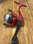 Shakespeare USDR30 Spinning Fishing Reel Red Preowned Amazing Condition. Fixed Price $10.19.