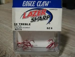 5 Eagle Claw L934RDG 3X Strong Treble Fish Hooks Blood Red Size 8. Fixed Price $7.88.