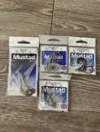 Mustad Fishing Hooks Lot Of Packs Assorted Sizes 3/0 2/0 4/0 Classic. Fixed Price $14.99.