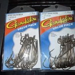 Packs Gamakatsu 5/0 Offset Shank Worm Hook Value 0711525-25. Fixed Price $25.00.