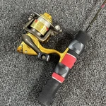 South Bend Frost Bite Ice Fishing Rod And Reel Combo 27. Fixed Price $37.27.