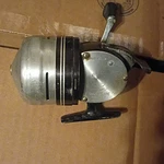 Vintage Shakespeare Heavy Duty No. 1788 Model Ec Spincast Reel Pushbutton. Fixed Price $20.50.