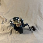 Dark Green Eagle Claw Avenger Reel With 5BALL Bearings.. Fixed Price $67.99.