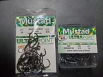 Mustad Demon Perfect Circle Hook 3XSTRONG /ultrapoint 39950NP-BN 25 Pk And 10. Fixed Price $69.99.