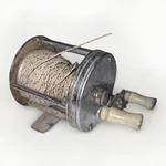 Vintage Pflueger Trump Casting Fishing Reel Trademark No. 1943. Fixed Price $25.99.