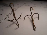 50 Mustad #2 Offset Spinner Treble Hooks Bronzed Limerick Ex Short Shank 36171. Fixed Price $11.99.