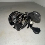 Vintage Lews Childre Speed Spool BB-1LE Bait Casting Fishing Reel Right Hand. Fixed Price $50.00.