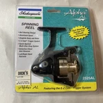 Shakespeare Alpha 2525AL Spinning Fishing Reel Vintage Rare New Old Stock. Fixed Price $29.00.