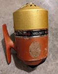 Vintage Shakespeare SKP-7SPIN-CAST Fishing Reel. Fixed Price $23.97.