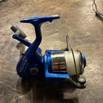 Shakespeare Fishing Reel Spectrum Big Water SP5155 Blue Working Spin Cast. Fixed Price $20.00.
