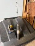Shakespeare Synergy 10, Zebco 33, Master 402BL Rod & Reel Combos. Fixed Price $23.74.