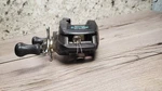 Vintage Shimano Bantam B-100 Mag Bait Casting Reel. Fixed Price $18.98.