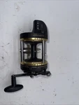 Shakespeare Tidewater Fishing Reel 30LCL W/counter Working Smoothly. Fixed Price $29.99.