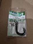 Mustad Hoodlum 4X Strong Live Bait Hooks 10/0 10827BLN. Fixed Price $9.00.