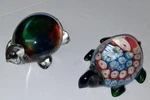 2 Colorful Gibson Art Glass Turtle. Fixed Price $29.25.