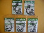 Lot Mustad 37177BLN/38101BLN In 4/0 (25 Total) Soft Plastics Hooks!. Fixed Price $18.95.