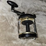 Shakespeare Tidewater 30LCL W/counter-fishing Reel. Fixed Price $35.00.