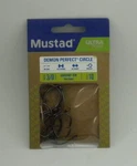 Mustad 39950NPBN3/0 Demon Perfect Circle Wide Gap Hook 3X Strong Short 10CT. Fixed Price $9.85.